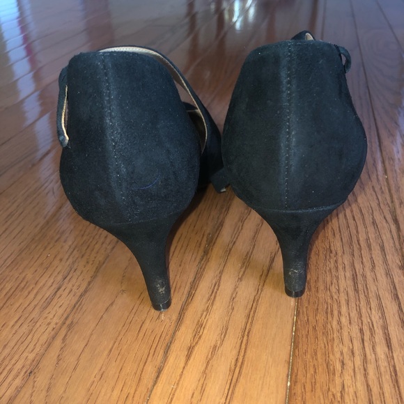 Black Heels - Picture 3 of 4